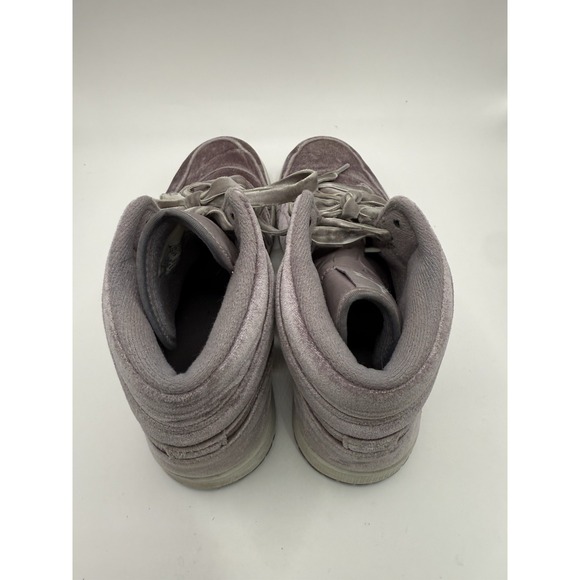 Air Jordan 1 Mid Purple Velvet W Size 9 - Picture 4 of 6